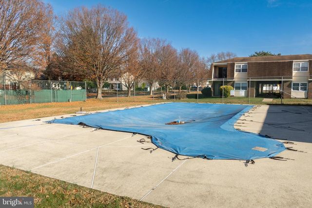 27--7 FLORENCE TOLLGATE PL, Burlington, NJ 08016