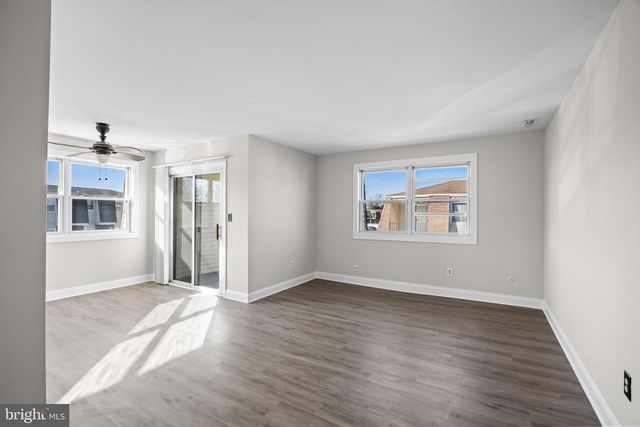 27--7 FLORENCE TOLLGATE PL, Burlington, NJ 08016