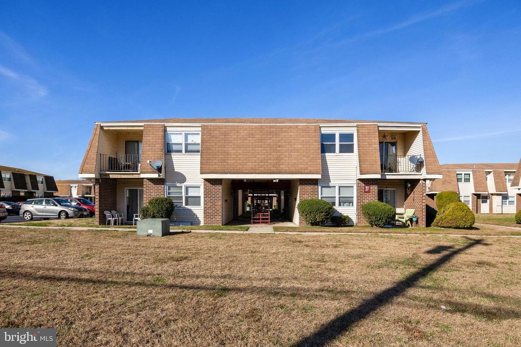 27--7 FLORENCE TOLLGATE PL, Burlington, NJ 08016