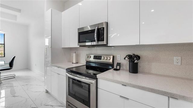 2998 52nd ST SW, Naples, FL 34116