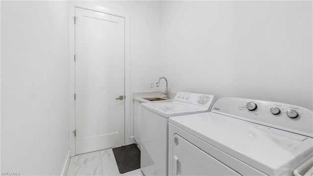 2998 52nd ST SW, Naples, FL 34116