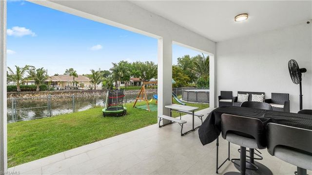 2998 52nd ST SW, Naples, FL 34116