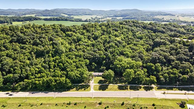 809 HOLMEN DRIVE N, Holmen, WI 54636