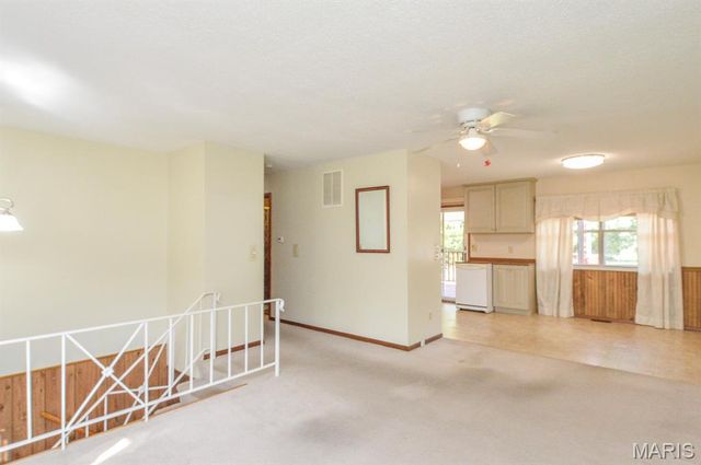 702 W Washington Street, O'fallon, IL 62269