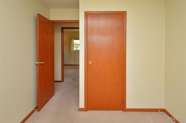 702 W Washington Street, O'fallon, IL 62269