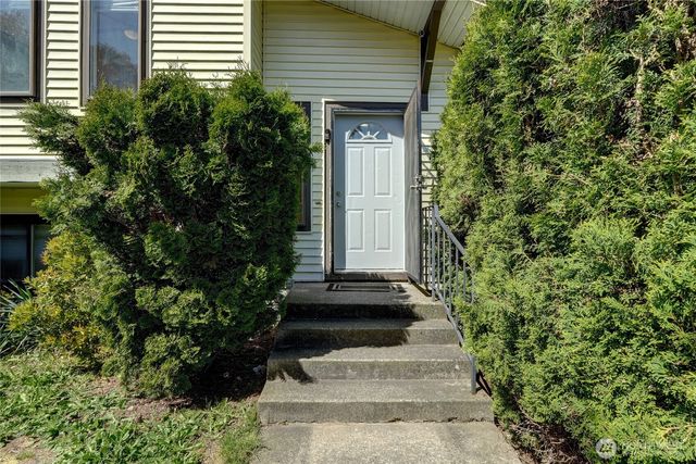 1917 E 60th Street, Tacoma, WA 98404