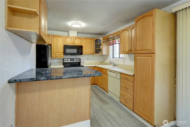 1917 E 60th Street, Tacoma, WA 98404