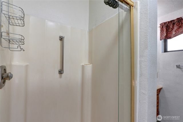 1917 E 60th Street, Tacoma, WA 98404