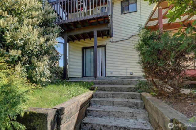1917 E 60th Street, Tacoma, WA 98404