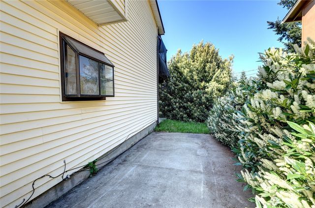 1917 E 60th Street, Tacoma, WA 98404