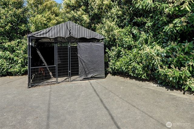 1917 E 60th Street, Tacoma, WA 98404