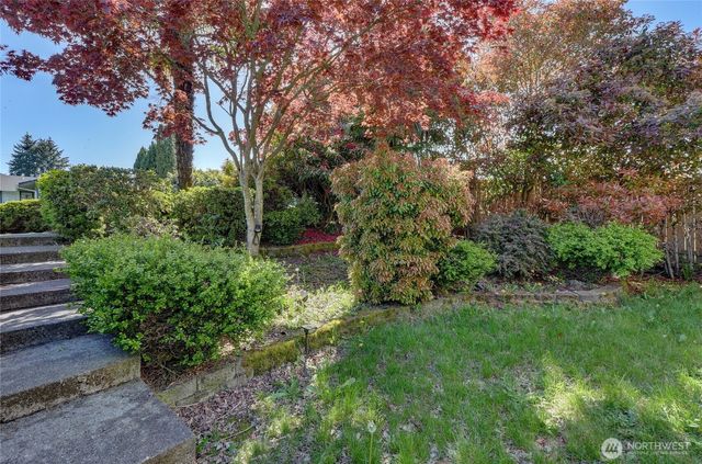 1917 E 60th Street, Tacoma, WA 98404