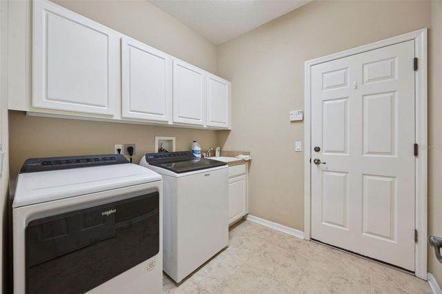 11942 SHELTERING PINE DRIVE, Orlando, FL 32836