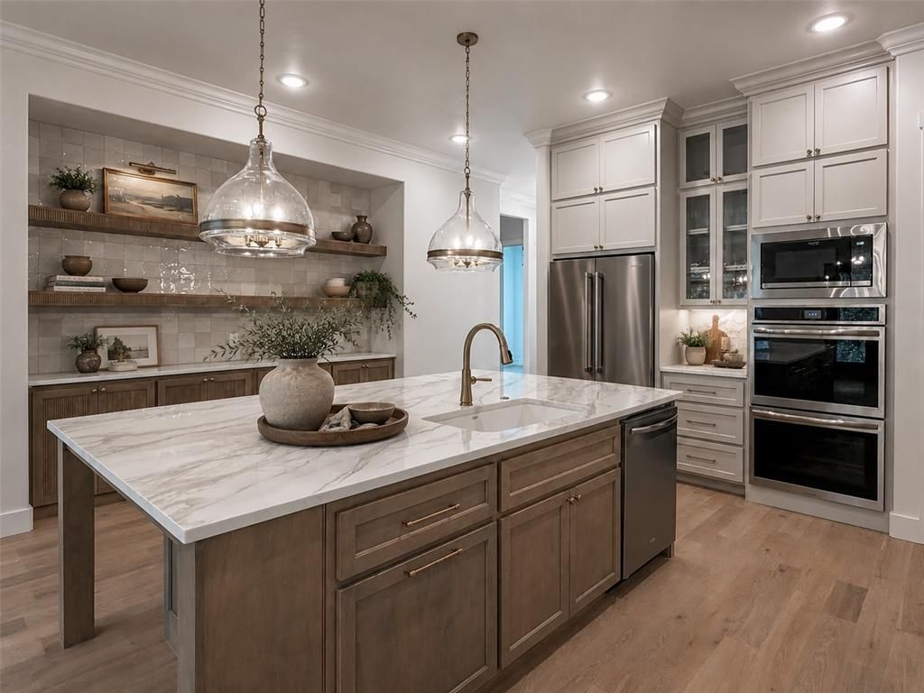 Image 4 of property listing at 3425 Sardina Way, Edmond, OK 73034