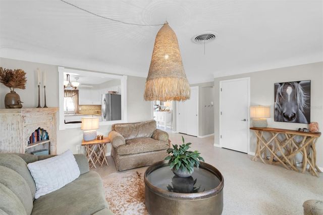 13472 BELLEWOOD AVENUE, Seminole, FL 33776