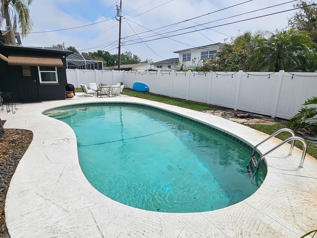 13472 BELLEWOOD AVENUE, Seminole, FL 33776