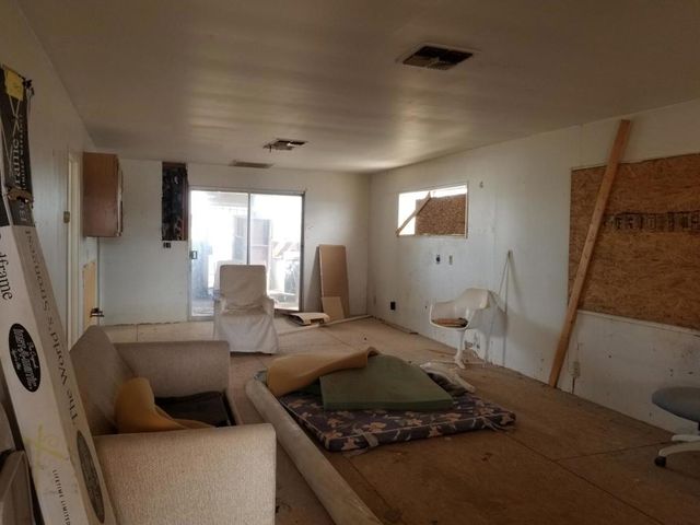 9544 Avenue F, Bombay Beach, CA 92257