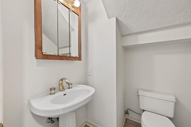 3134 Lake Island Drive, Montgomery, TX 77356