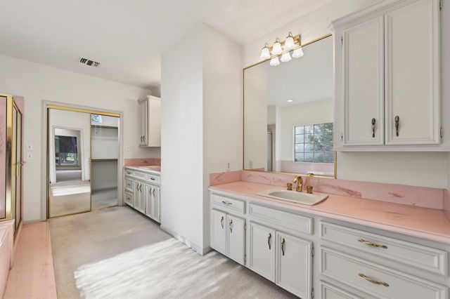 3134 Lake Island Drive, Montgomery, TX 77356