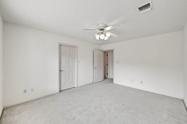 3134 Lake Island Drive, Montgomery, TX 77356