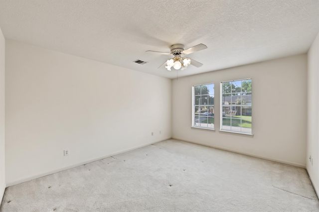 3134 Lake Island Drive, Montgomery, TX 77356