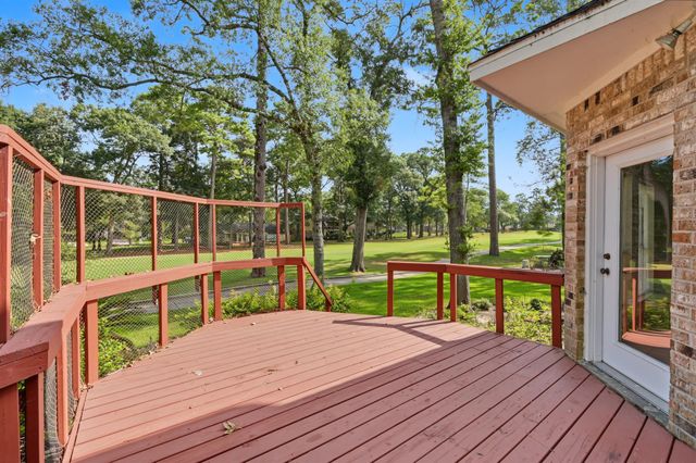 3134 Lake Island Drive, Montgomery, TX 77356