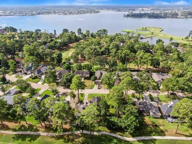 3134 Lake Island Drive, Montgomery, TX 77356