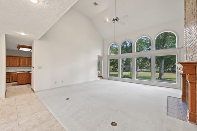 3134 Lake Island Drive, Montgomery, TX 77356