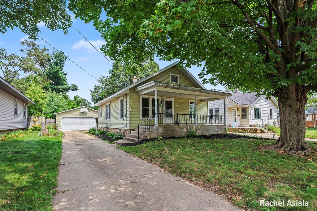 143 Murray Street Se, City Of Kentwood, MI 49548