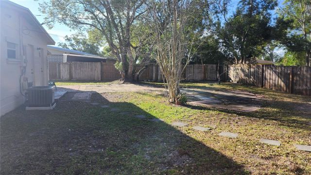 788 HALSTEAD STREET, Deltona, FL 32725