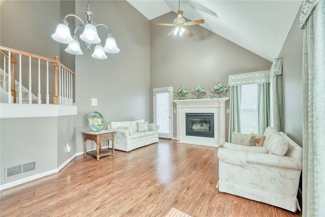 132 Cranbrook, Webster, NY 14580