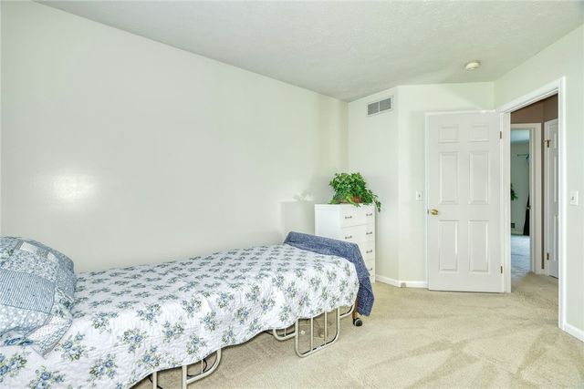 132 Cranbrook, Webster, NY 14580