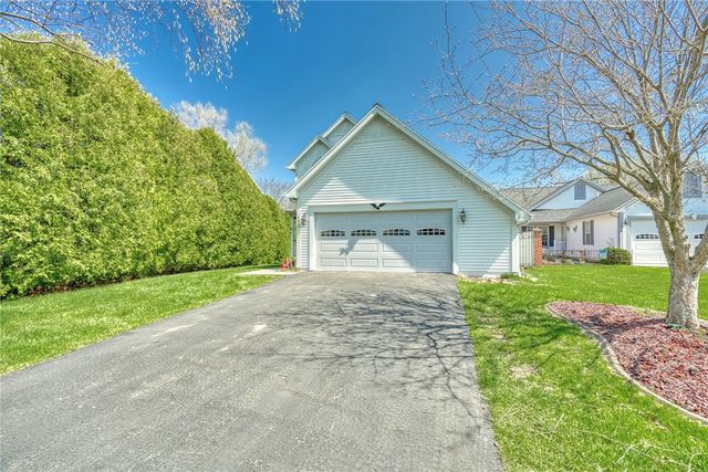 132 Cranbrook, Webster, NY 14580