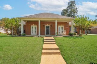 605 Cal Young rd., Hallsville, TX 75650