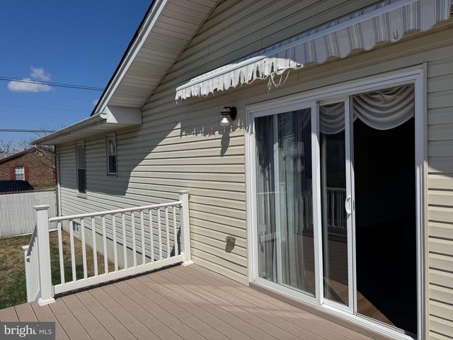 800 BRIDGEBORO ST, Riverside, NJ 08075