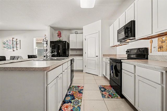 5268 11TH STREET E, Bradenton, FL 34203