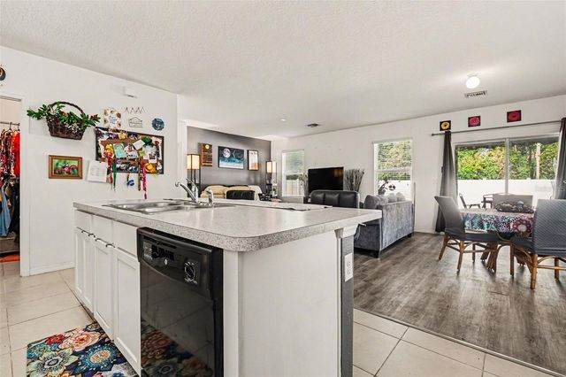 5268 11TH STREET E, Bradenton, FL 34203