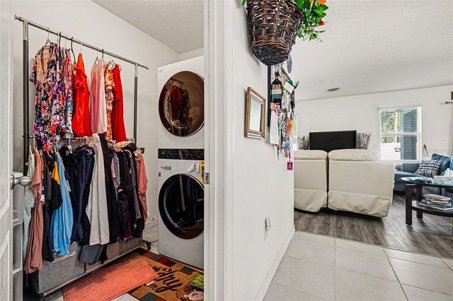 5268 11TH STREET E, Bradenton, FL 34203