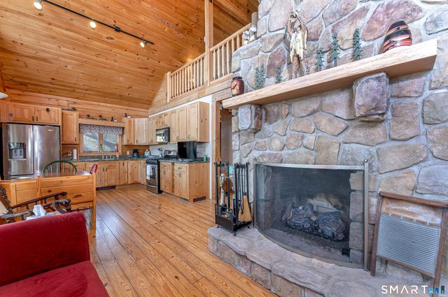 107 Lake Shore Drive, Lebanon, CT 06249