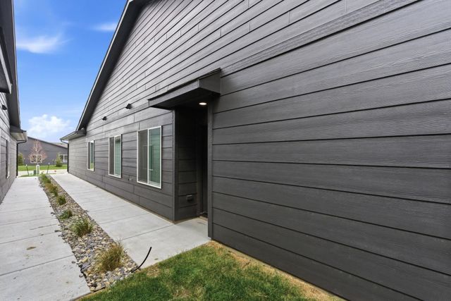 4940 N Vassar Ave, Wichita, KS 67220