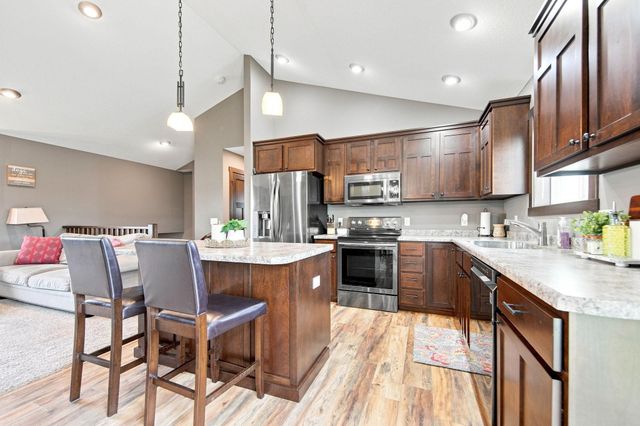 270 Prairie Road, New Richmond, WI 54017