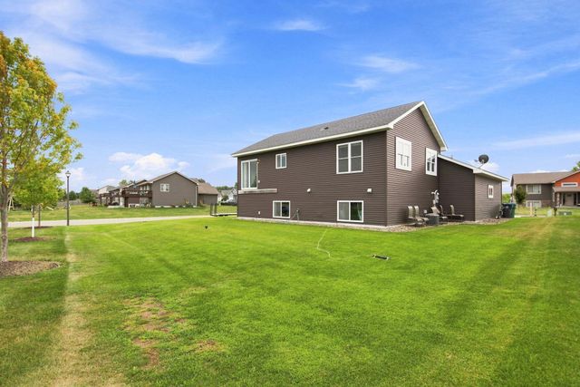 270 Prairie Road, New Richmond, WI 54017