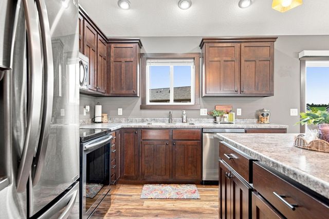 270 Prairie Road, New Richmond, WI 54017
