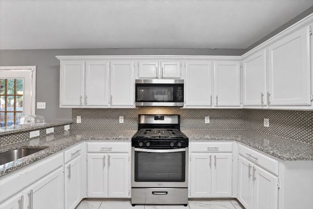 600 E Jacob Street, Pilot Point, TX 76258