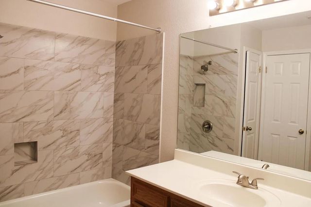 1619 Parkfield CIR, Round Rock, TX 78664