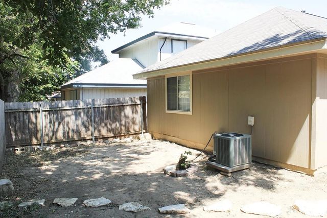 1619 Parkfield CIR, Round Rock, TX 78664