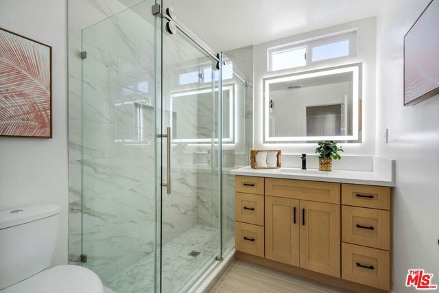 3770 Somerset Drive, Los Angeles, CA 90016