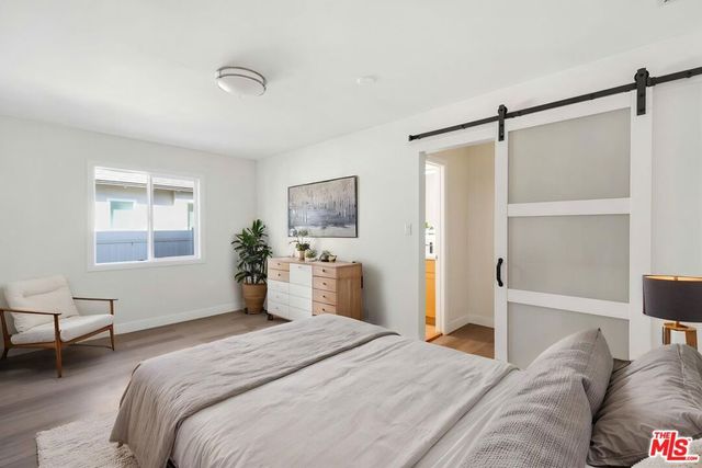 3770 Somerset Drive, Los Angeles, CA 90016