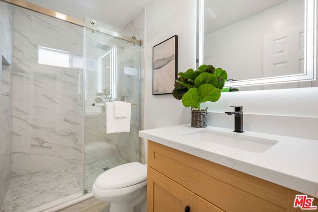 3770 Somerset Drive, Los Angeles, CA 90016