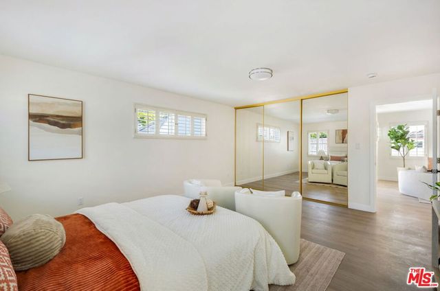 3770 Somerset Drive, Los Angeles, CA 90016